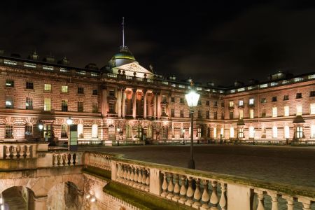 Somerset House di notte