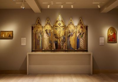 24. The Medieval and Early Renaissance Gallery at The Courtauld Gallery. Photo © David Levene