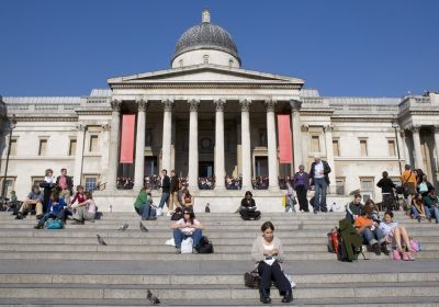 L'esterno del museo, su Trafalgar Square @ National Gallery