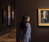 Self-Portrait (1882-1883) by Edvard Munch, displayed as part of the exhibition Edvard Munch Portraits at the National Portrait Gallery ◎ David Parry