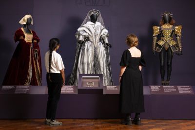 Six Lives: The Stories of Henry VIII’s Queens, 
Installation Views © David Parry