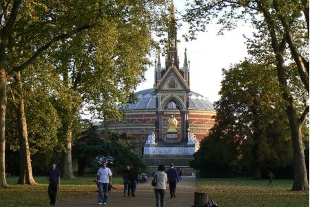 Albert Memorial a Kensington Gardens