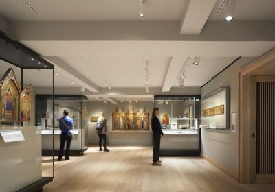 5. The Medieval and Early Renaissance Gallery at The Courtauld Gallery. Photo © Hufton+Crow