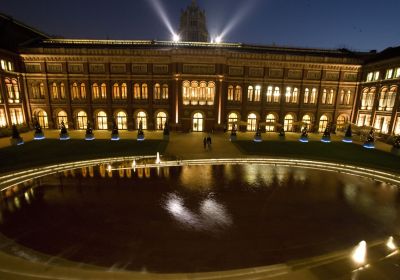 The John Madejski Garden at night © Victoria and Albert Museum, London